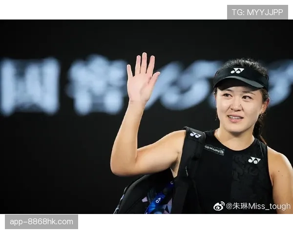 朱琳训练完直接拎爱马仕去菜市场砍价