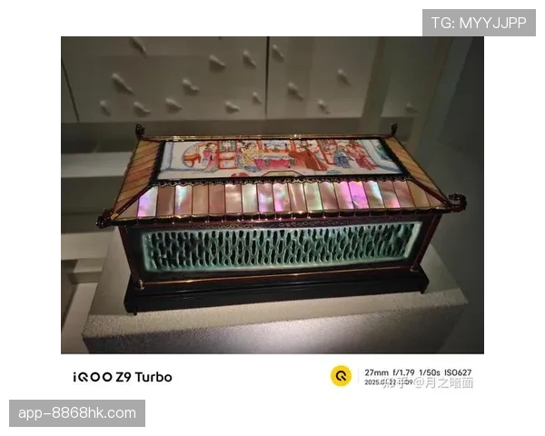 王欣瑜家里那些奢侈品照片，感觉她下了场球还能开个小型珠宝展啊！