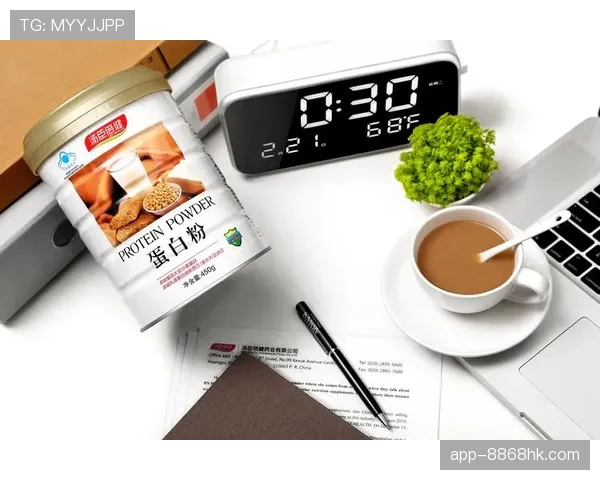 欧文家冰箱里只放椰子水和有机蓝莓，训练完喝的蛋白粉要空运新西兰