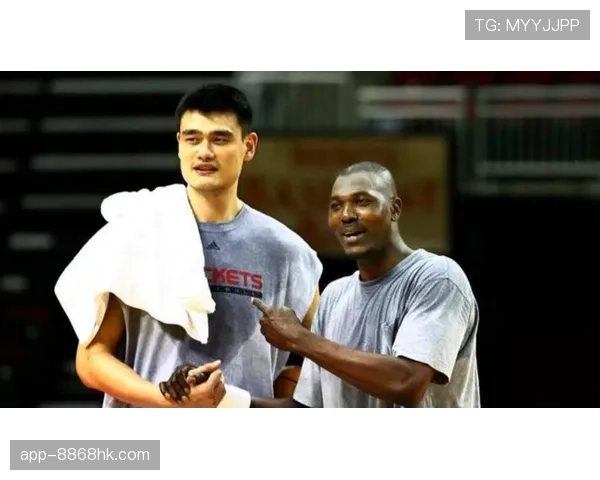 奥拉朱旺后仰制胜对比姚明 单打效率明显提升