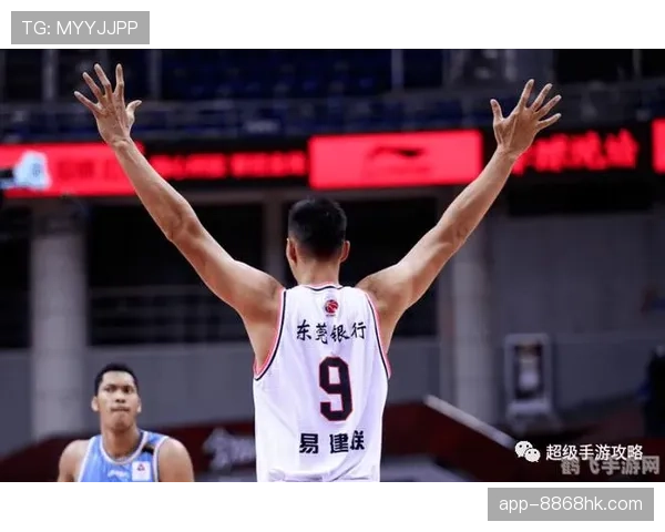 封盖犯规判定：篮球比赛中如何界定合法封盖与犯规